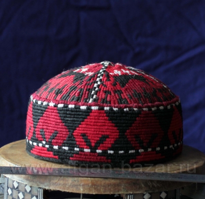 Традиционная афганская хазарейская тюбетейка "Кулох". Афганистан, народность Хазара, современная работа Традиционная афганская хазарейская тюбетейка "Кулох". Афганистан, народность Ха