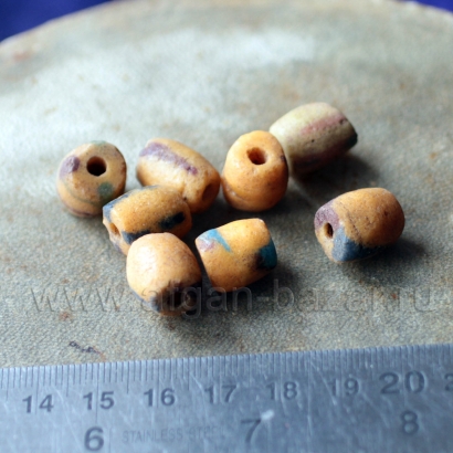 Африканские стеклянные бусины Кробо - African Ghana Krobo Beads. Лот из восьми б