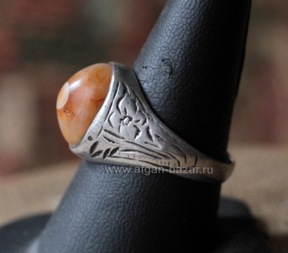 Винтажный иранский мужской перстень-талисман с йеменским глазковым агатом (Aqeek
