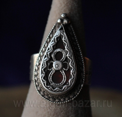 Серебряный казахский перстень "Кус мурын" (птичий клюв). Казахстан или Афганиста