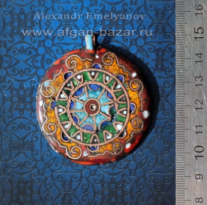 Александр Емельянов. кулон "Солнце кельтов" (по мотивам средневековых орнаментов). Медь, горячая перегородчатая эмаль Александр Емельянов. кулон "Солнце кельтов" (по мотивам средневековых орнаментов