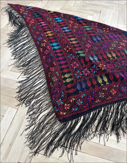 этнический платок ручной работы вышивка  текстиль
