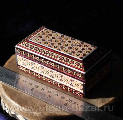 Деревянная шкатулка с инкрустацией "Хатам". Иран, Исфахан, современная работа