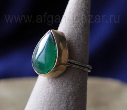 Турецкий перстень с зеленым камнем