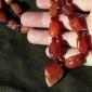Колье-амулет "Kahraman" из винтажных сердоликовых бусин "Aqeek Sulaymani" с цент
