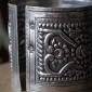 Винтажный берберский серебряный браслет с растительно-геометрическим орнаментом.