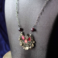 Кулон на цепочке, сделанный из старой афганской сережки. (Афганистан или Пакиста