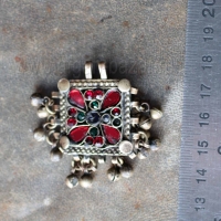 Афганская подвеска-амулет, деталь наголовного украшения. Афганистан или Пакистан