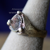 Перстень в индийском стиле