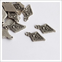 фурнитура для бижутерии. подвески