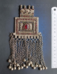 Подвеска-пектораль, часть колье или пояса. Афганистан или Пакистан, вторая половина 20 в., племена Кучи (Kuchi Tribal jewelry) Подвеска-пектораль, часть колье или пояса. Афганистан или Пакистан, вторая полов