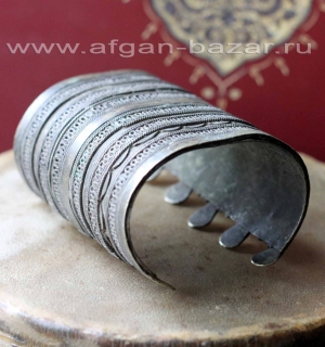 Старинный туркменский браслет "Билезик"