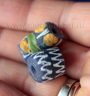 Африканские стеклянные бусины Кробо - African Ghana Krobo Beads. Лот из двух бус