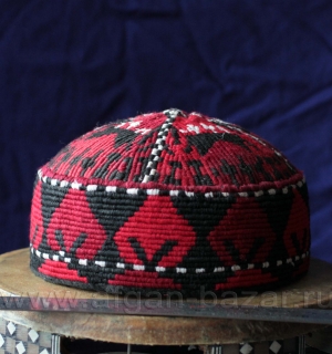 Традиционная афганская хазарейская тюбетейка "Кулох".  Афганистан, народность Ха