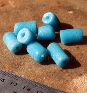 Африканские стеклянные бусины Кробо - African Ghana Krobo Beads. Лот из восьми б