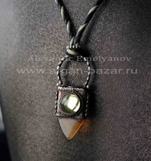 Кулон в виде туарегского амулета "Ин Галл". Автор - Емельянов Александр Кулон в виде туарегского амулета "Ин Галл". Автор - Емельянов Александр