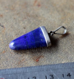 Винтажная подвеска ручной работы с лазуритом. Афганистан, 20-21 вв. Винтажная подвеска ручной работы с лазуритом. Афганистан, 20-21 вв.