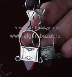 Серьги в виде туарегских амулетов In-Gall Марокко, современная работа.