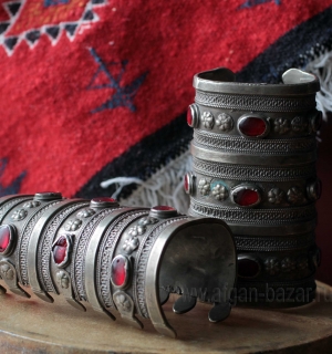 Пара туркменских браслетов традиционной формы "Билезик"
